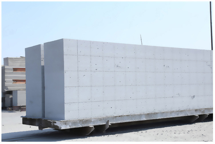 裕安加气块 加气砌块 轻质砖气孔结构及其影响因素